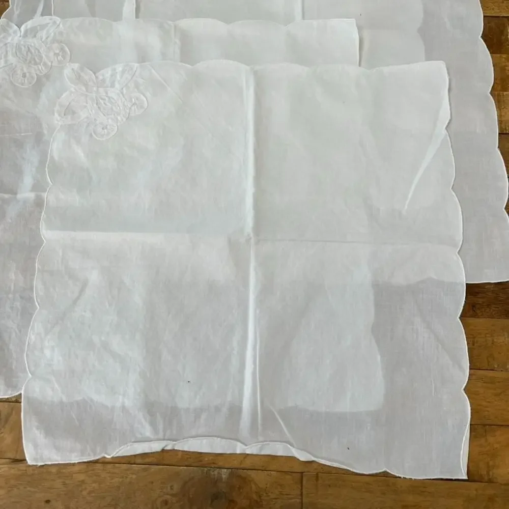 Handmade White Sheer Linen Napkins Floral Embroidery 16x16